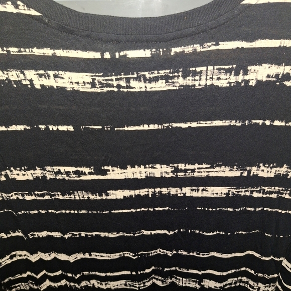 Vince Tops | Vince Shadow Stripe Print Long Sleeve Jersey Tee | Color: Black - Picture 11 of 14